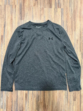 Under armour youth large  Spell out on sleeve